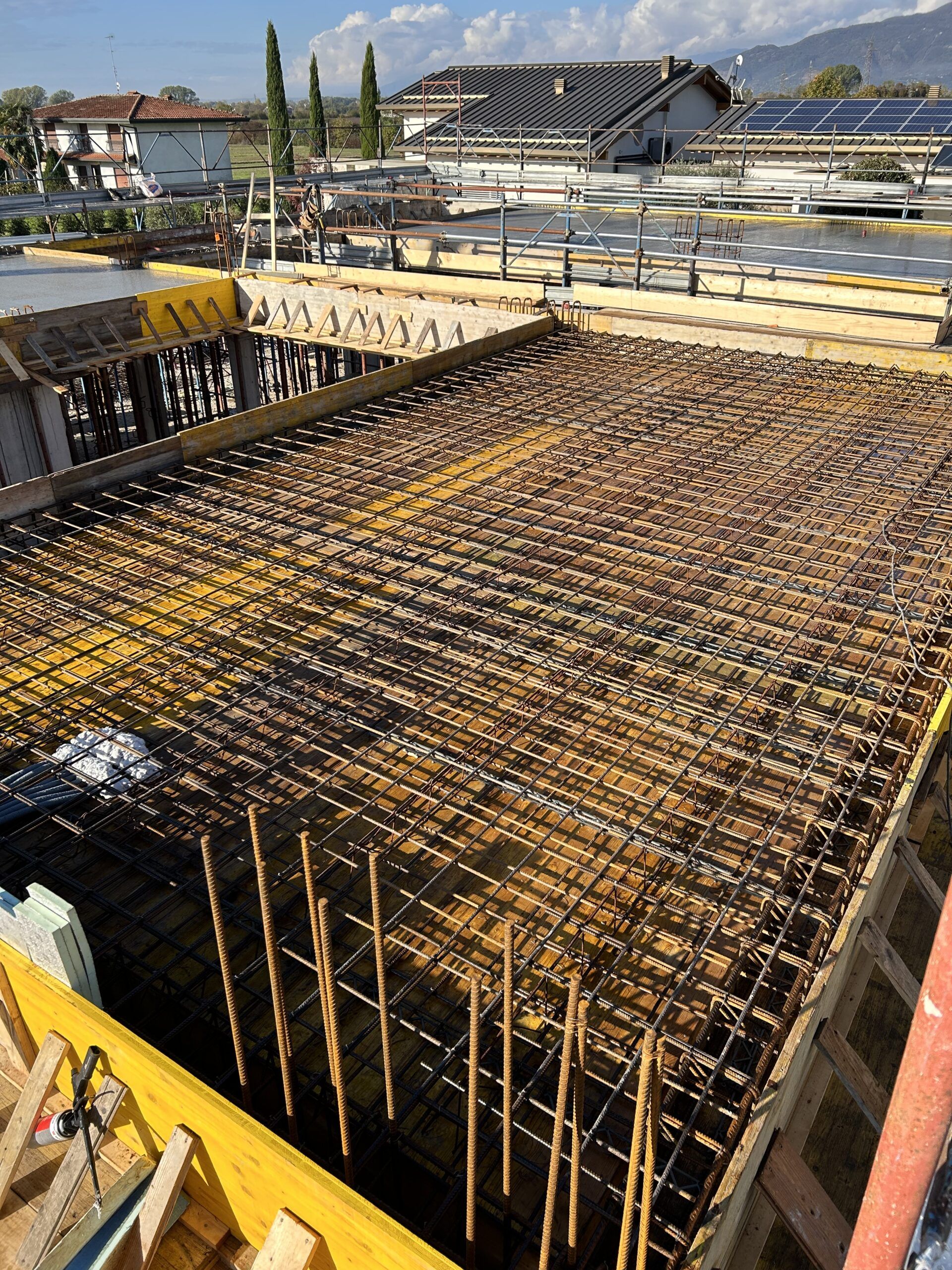 Ristrutturazione e costruzione fabbricati Lavorazioni Impresa edile GIAMBINO COSTRUZIONI SRL a Caneva