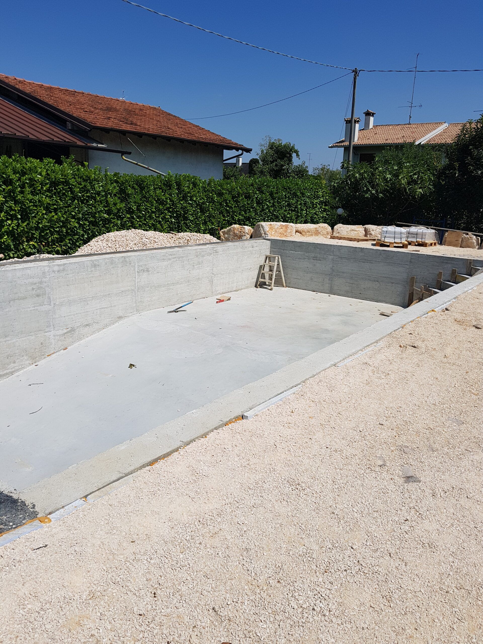 Piscine ed esterni Lavorazioni Impresa edile GIAMBINO COSTRUZIONI SRL a Caneva
