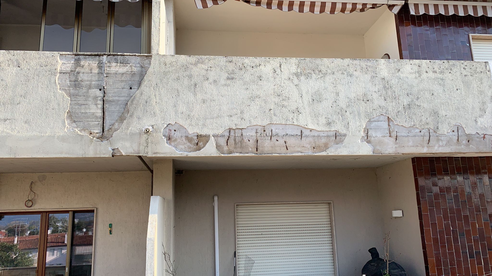 Rifacimento facciate di edifici Lavorazioni Impresa edile GIAMBINO COSTRUZIONI SRL a Caneva