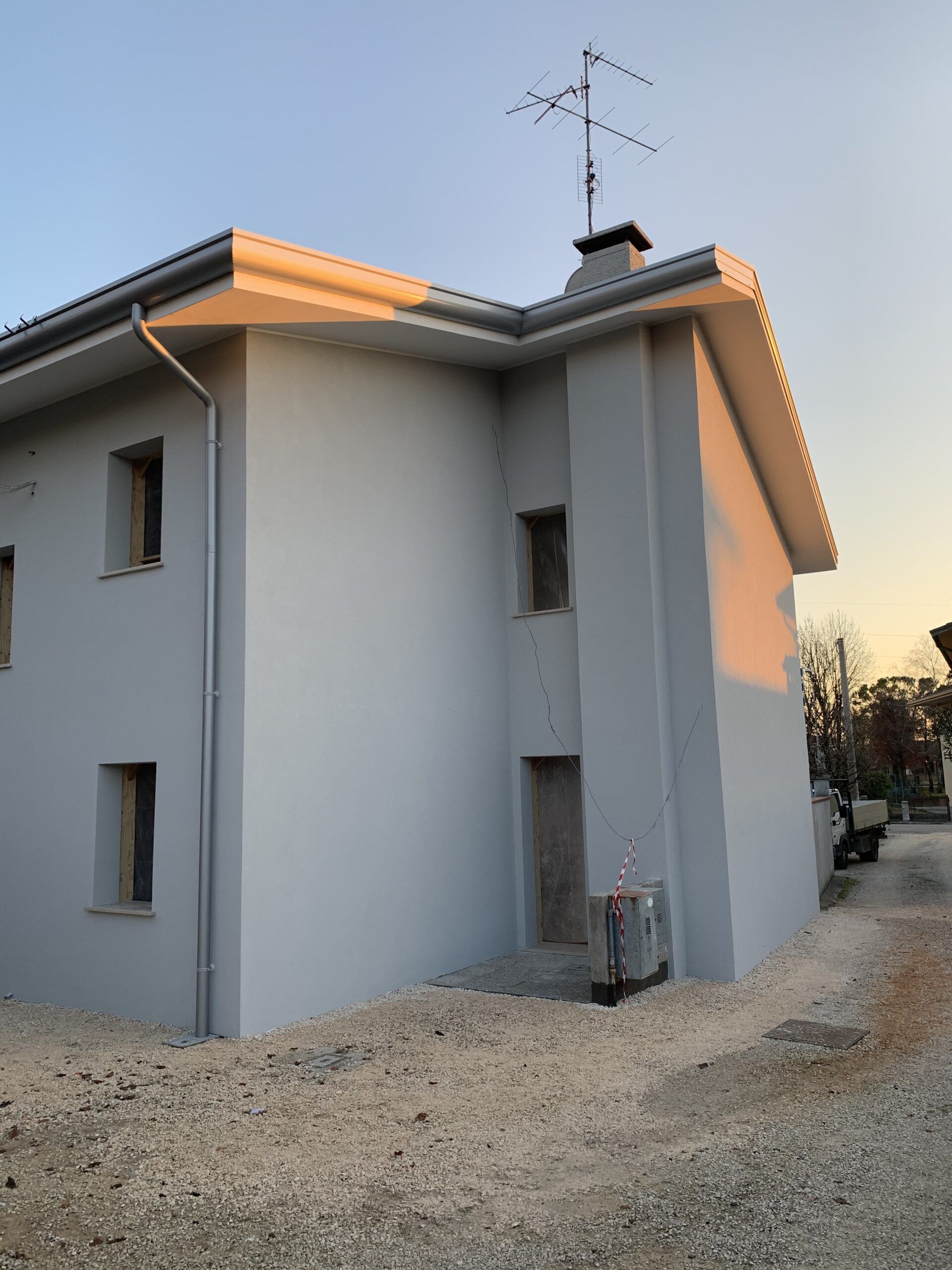 Rifacimento facciate di edifici Lavorazioni Impresa edile GIAMBINO COSTRUZIONI SRL a Caneva